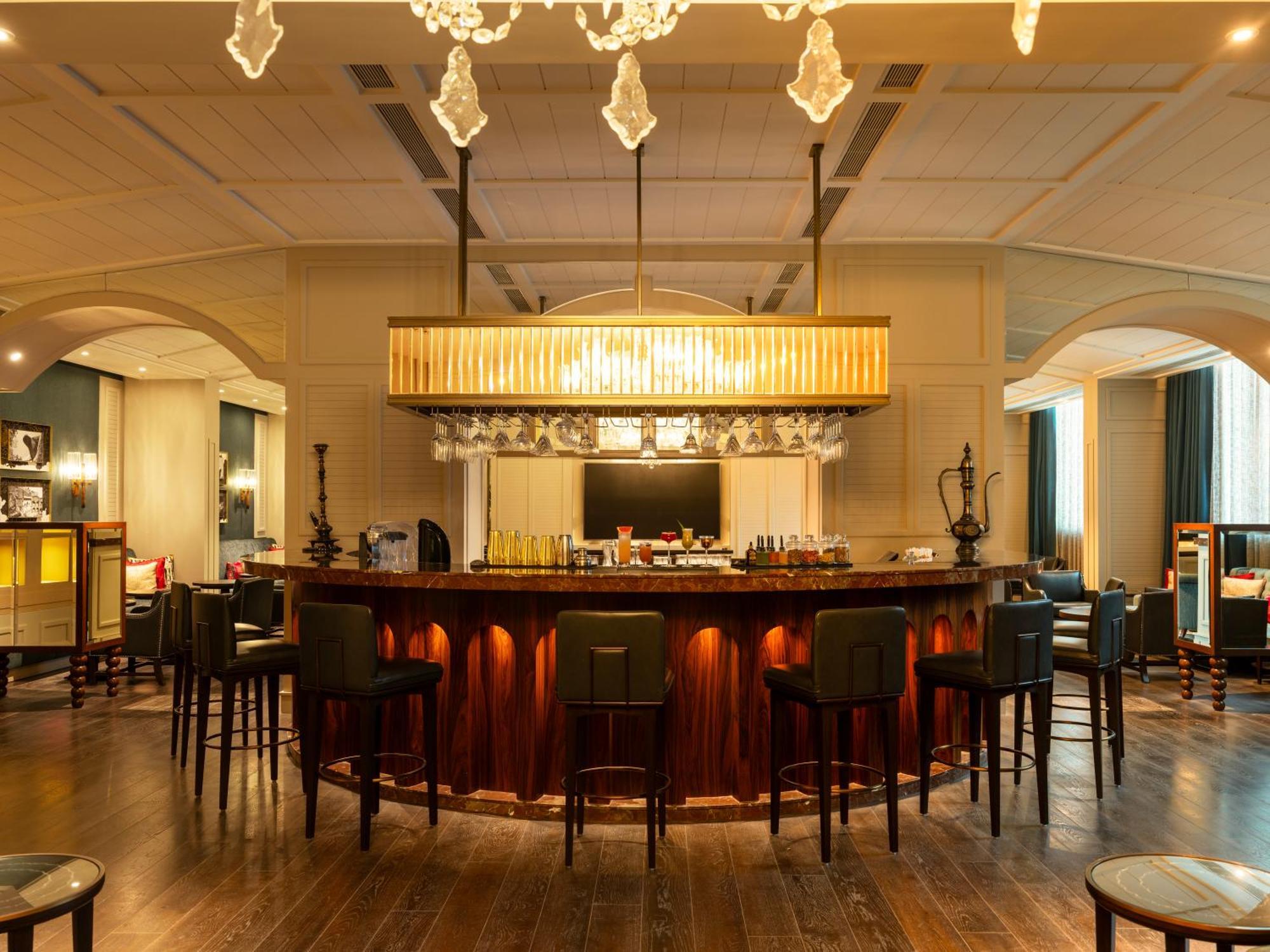 Hotel The Leela Hyderabad Banjara Hills Zewnętrze zdjęcie